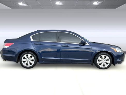 Used 2010 Honda Accord EX-L image 7