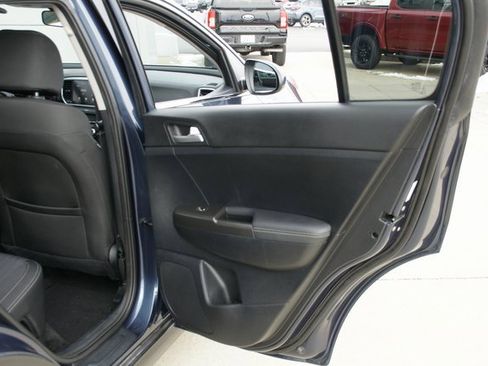 Used 2022 Kia Sportage LX image 26