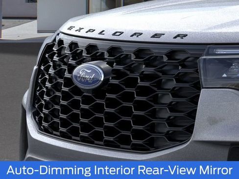 New 2026 Ford Explorer ST-Line w/ ST-Line Street Pack AWD/4WD image 18