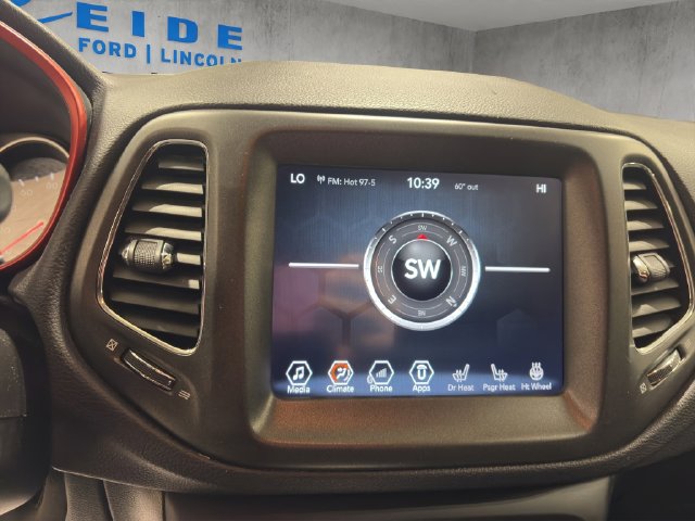 Used 2018 Jeep Compass Trailhawk w/ Cold Weather Group AWD/4WD image 20