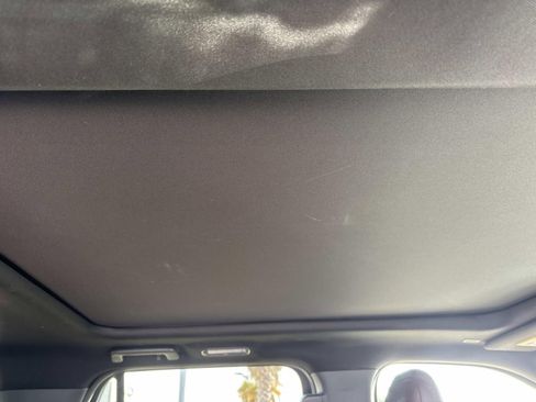 Used 2024 Ford Expedition Limited image 12