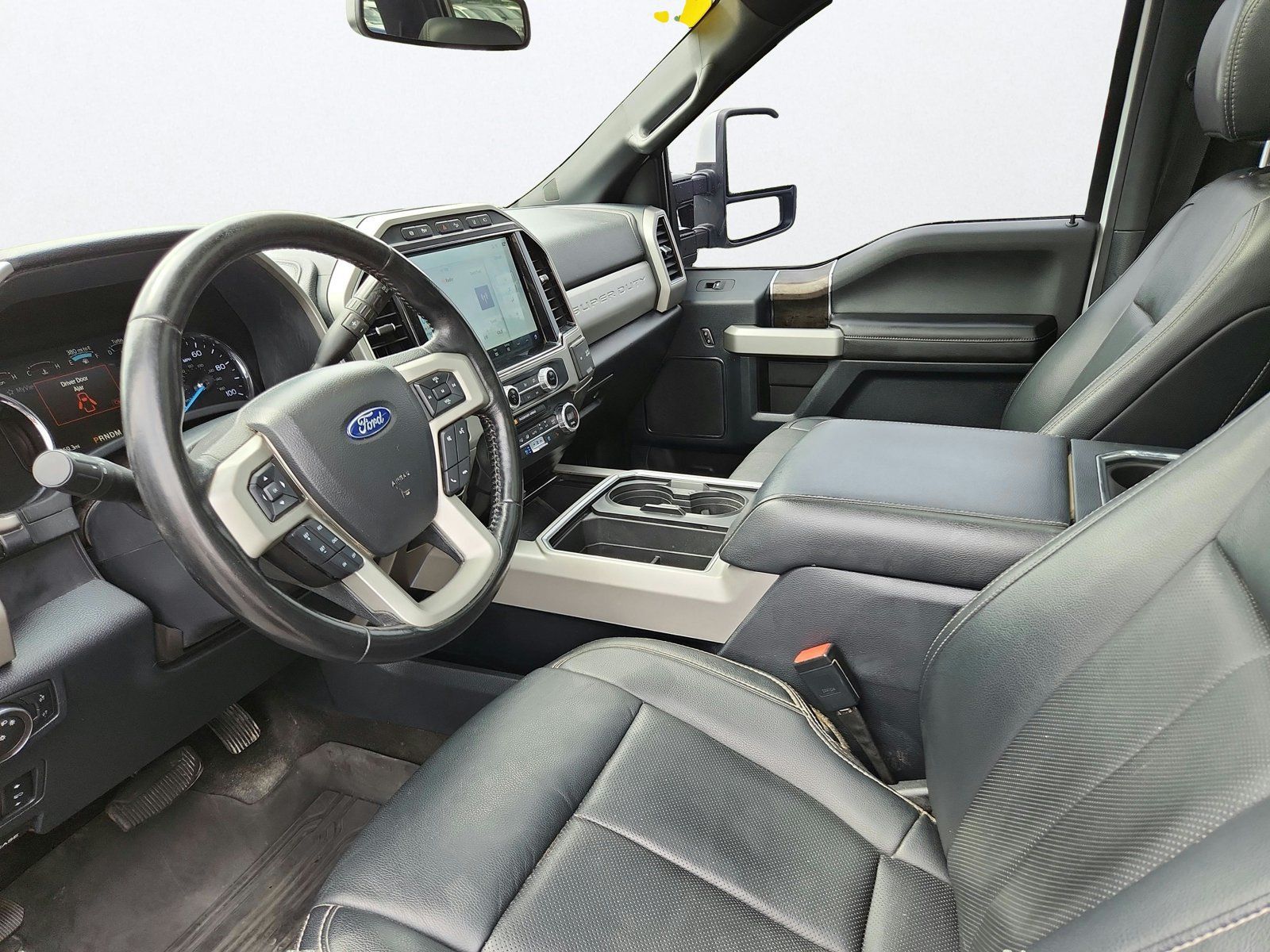 Used 2022 Ford F250 Lariat w/ Lariat Ultimate Package AWD/4WD image 11