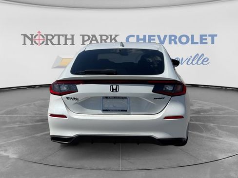 Used 2026 Honda Civic Sport image 4