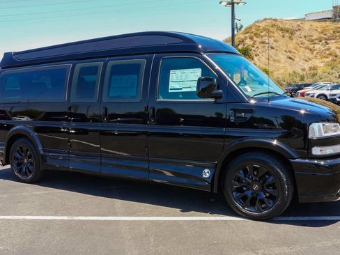 New 2026 GMC Savana 2500 Extended w/ Driver Convenience Package RWD image 6
