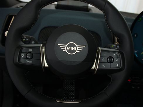 Certified 2025 MINI Cooper Countryman S w/ Comfort Package Max image 19