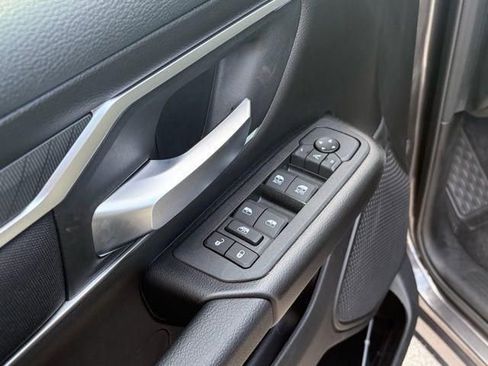 New 2026 RAM 1500 4x4 Crew Cab image 12