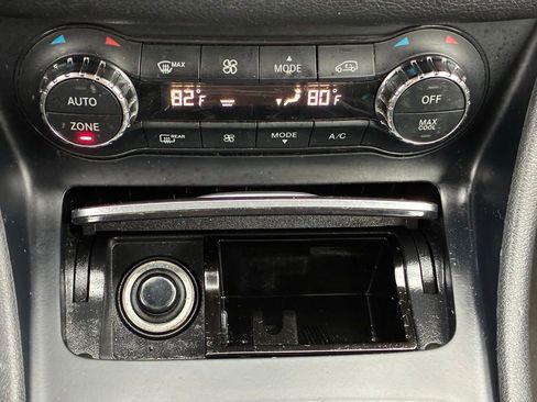 Used 2018 Mercedes-Benz CLA 250 4MATIC image 28