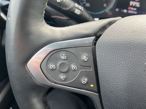 Used 2023 Chevrolet Traverse RS AWD/4WD image 18