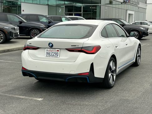 Used 2023 BMW i4 eDrive35 w/ Premium Package RWD image 5