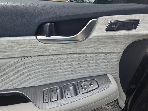 Used 2023 Hyundai Palisade Calligraphy image 12