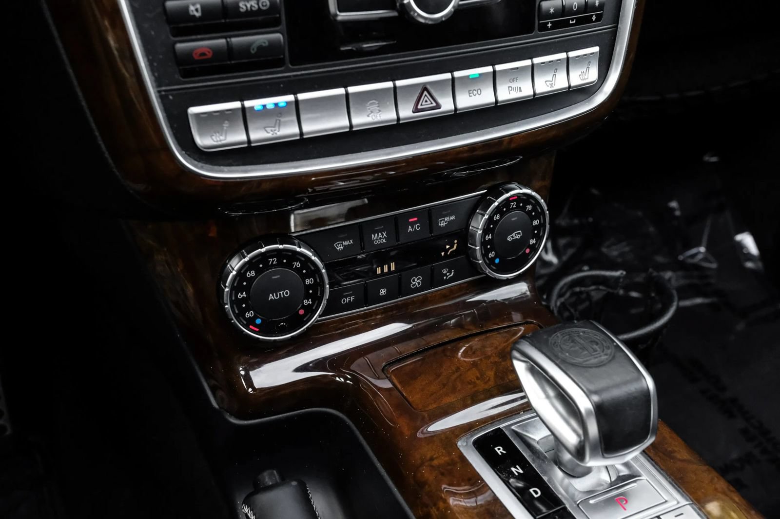 Used 2015 Mercedes-Benz G 63 AMG 4MATIC image 26