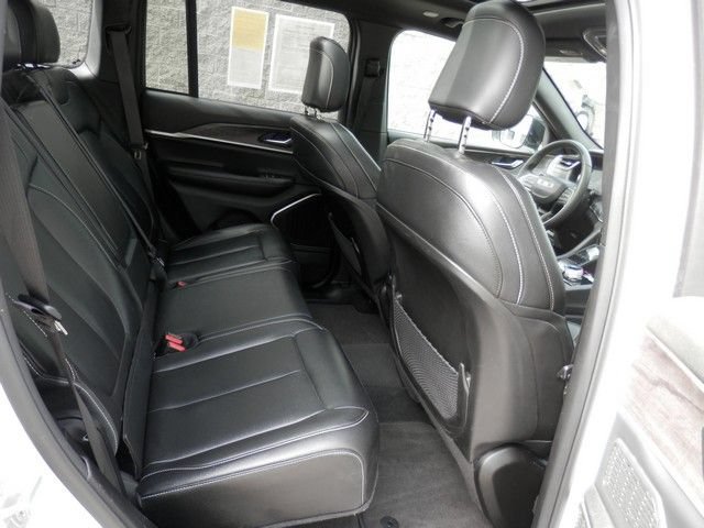 Used 2024 Jeep Grand Cherokee Limited 4xe AWD/4WD image 39