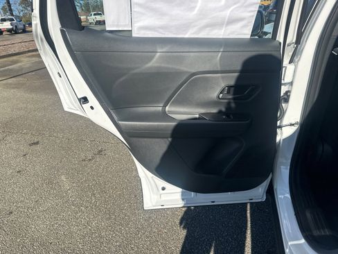 New 2026 Nissan Kicks S image 21