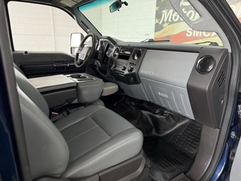 Used 2011 Ford F550 4x4 SuperCab Super Duty w/ PWR Equipment Group image 44