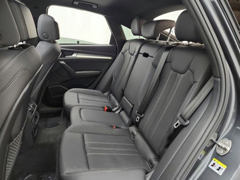 Used 2023 Audi Q5 2.0T Premium Plus w/ Premium Plus Package AWD/4WD image 15