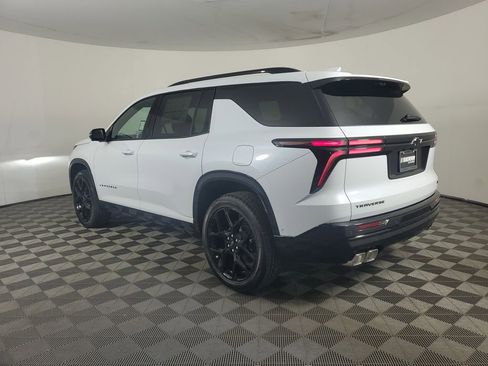 New 2026 Chevrolet Traverse RS w/ LPO, Floor Liner Package FWD image 6
