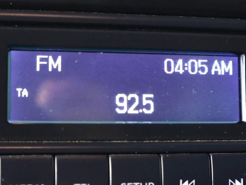 Used 2019 Mercedes-Benz Sprinter 144 image 16