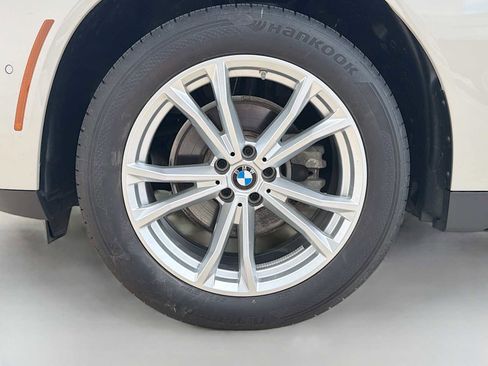 Certified 2025 BMW X3 xDrive30i w/ Premium Package AWD/4WD image 6