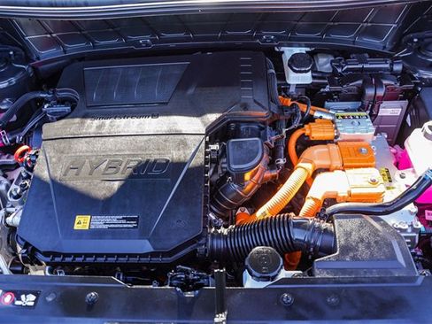 Certified 2025 Kia Niro LX image 28