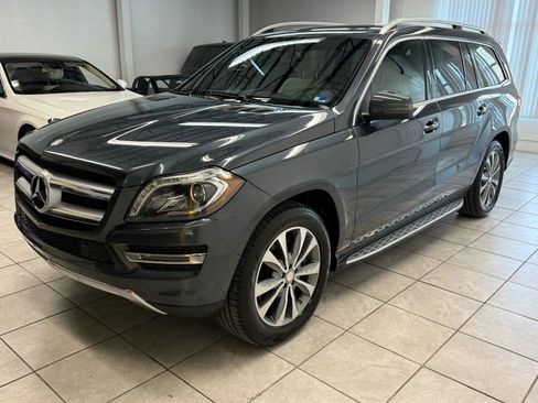 Used 2013 Mercedes-Benz GL 450 GL 450 4MATIC Sport Utility 4D w/ Premium 2 Pkg image 3