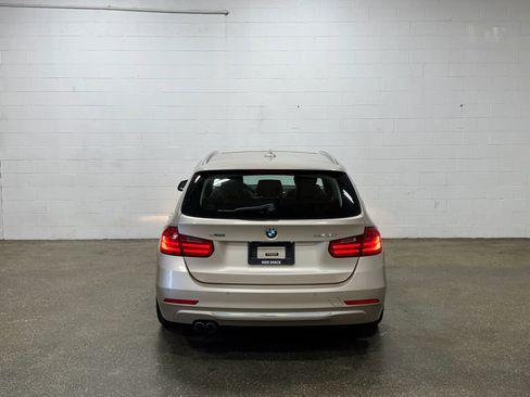 Used 2014 BMW 328i xDrive Wagon AWD/4WD image 4