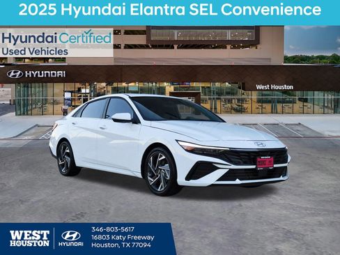 Certified 2025 Hyundai Elantra SEL image 1