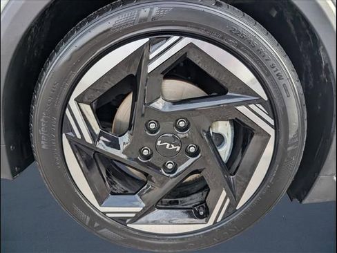 New 2026 Kia K4 LXS image 16