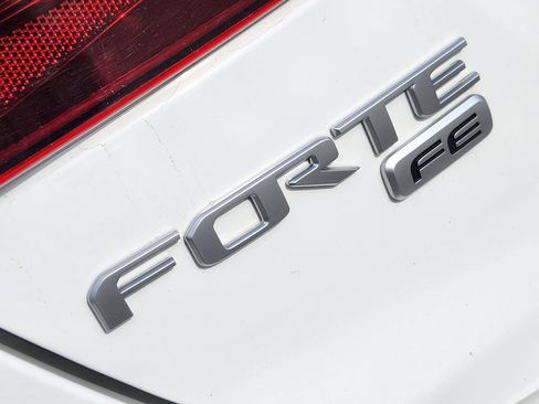 Certified 2023 Kia Forte LX FWD image 16