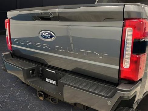 Used 2024 Ford F250 Lariat w/ Sport Appearance Package AWD/4WD image 44