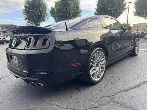 Used 2014 Ford Mustang Shelby GT500 w/ Equipment Group 821A RWD image 5