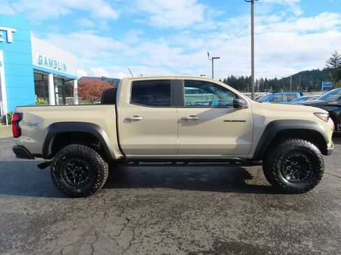 Certified 2024 Chevrolet Colorado ZR2 w/ ZR2 Bison Edition image 9