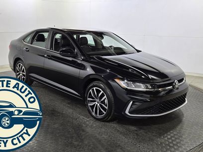 Used 2025 Volkswagen Jetta SE