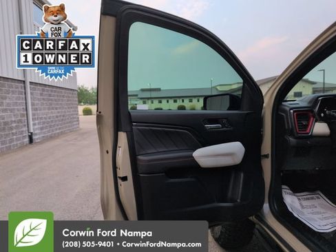 Used 2024 GMC Canyon AT4X AWD/4WD image 10