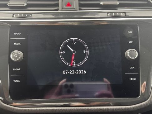 Used 2022 Volkswagen Tiguan SEL R-Line AWD/4WD image 20