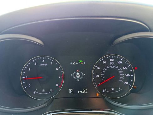 Used 2015 Kia K900 Luxury image 19