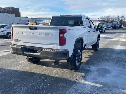 Used 2023 Chevrolet Silverado 2500 Custom w/ Custom Value Package image 6