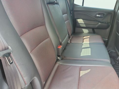 Certified 2024 Honda Ridgeline Black Edition image 14