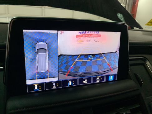 Used 2021 Chevrolet Tahoe RST w/ Luxury Package image 19