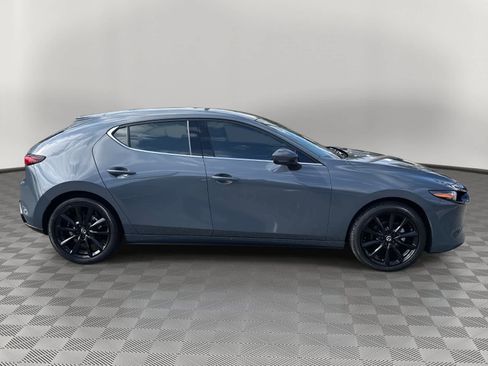 Used 2025 MAZDA MAZDA3 2.5 S Hatchback w/ Premium Pkg image 4