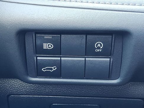 Used 2023 Toyota Highlander XSE image 25