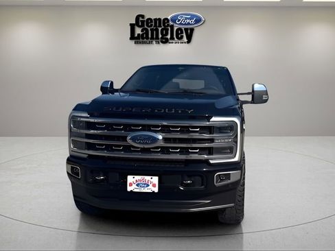 Used 2024 Ford F250 Platinum AWD/4WD image 8