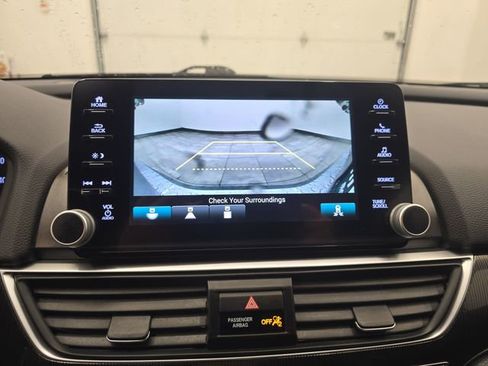 Used 2018 Honda Accord Sport image 23