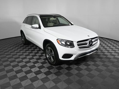 Used 2018 Mercedes-Benz GLC 300 image 25