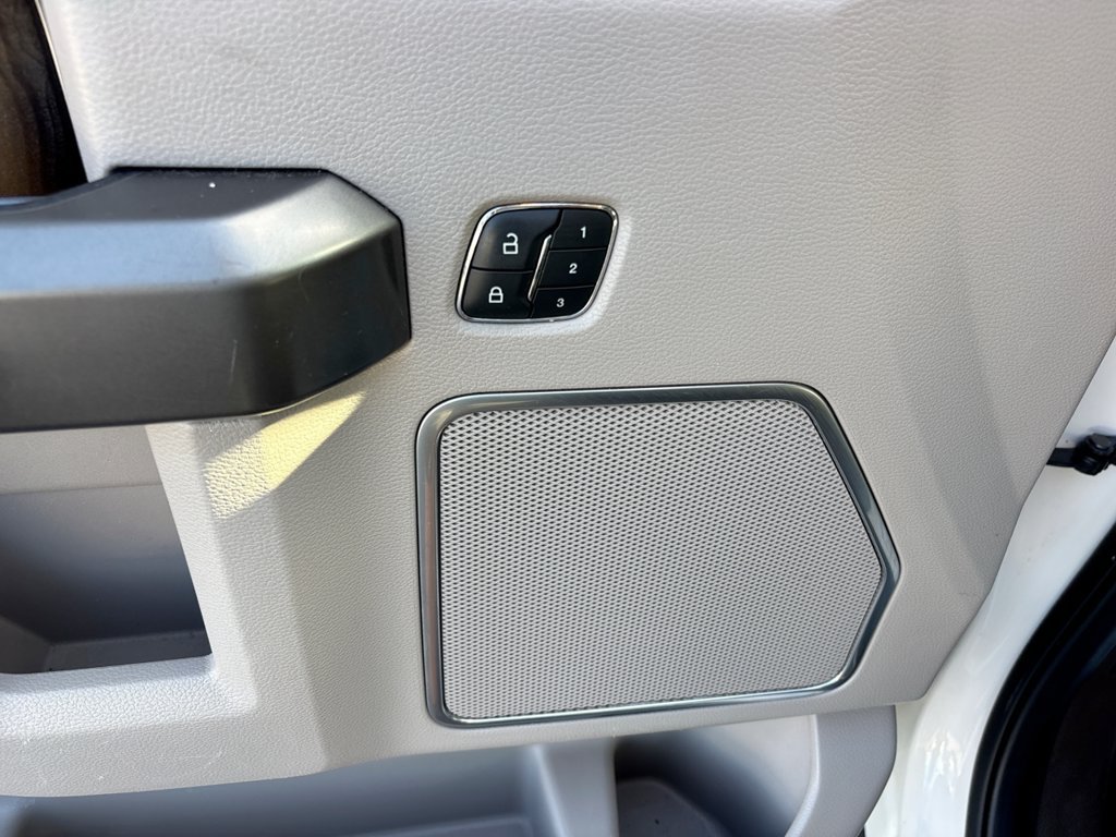 Used 2019 Ford F150 Limited w/ Trailer Tow Package AWD/4WD image 29