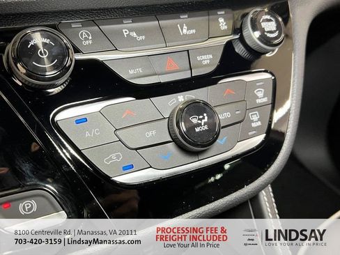 New 2026 Chrysler Pacifica Limited w/ S Appearance Package image 45