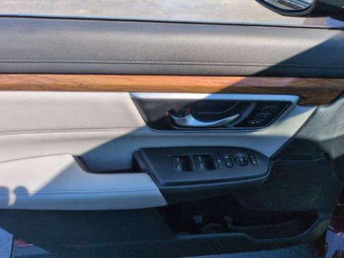 Used 2017 Honda CR-V EX-L image 12