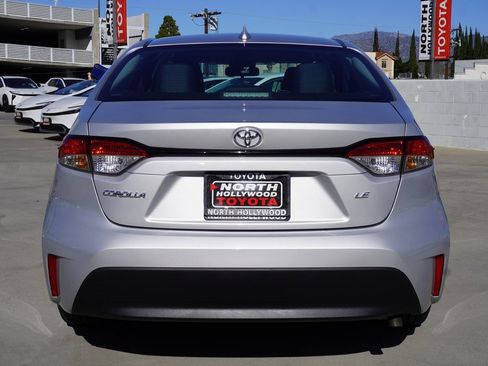 Used 2024 Toyota Corolla LE image 6