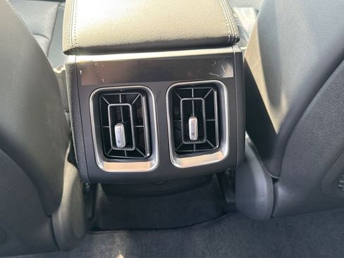 Certified 2025 Kia Sorento S w/ Panoramic Sunroof Package FWD image 22