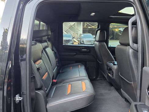 Used 2024 GMC Sierra 3500 AT4 w/ Technology Package AWD/4WD image 27