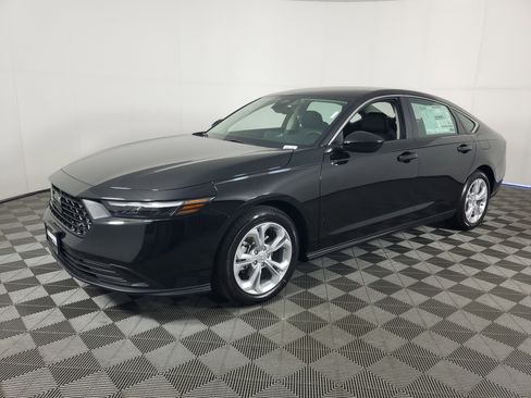 New 2026 Honda Accord LX image 8